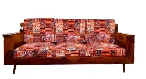 72 X 27.7 X 34.2 Inch Smooth Finished Eco Friendly Solid Wooden Sofa Set