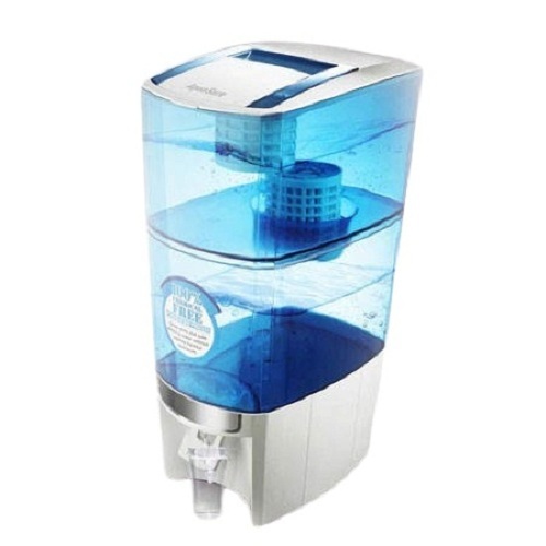 प्लास्टिक 560 X 230 X 335 मिमी और 220 V वॉल माउंटेड एक्वाशर वाटर प्यूरीफायर