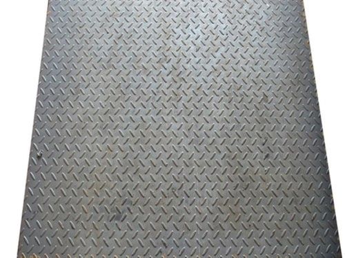 Hot Rolled Technics Galvanized Surface Mild Steel Chequered Plate Floor Industrial Use Length: 6 Foot (Ft)