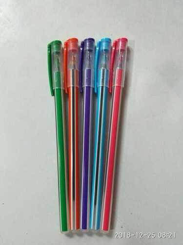 लिखने के लिए ब्लू इंक कलर का प्लास्टिक बॉल पेन, 5 पीस का पैक