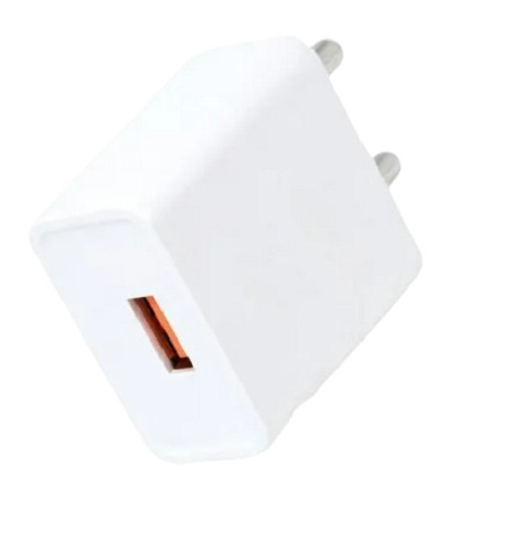 मोबाइल के लिए सफेद 33 वॉट फास्ट चार्जिंग मजबूत प्लास्टिक मटेरियल एडाप्टर