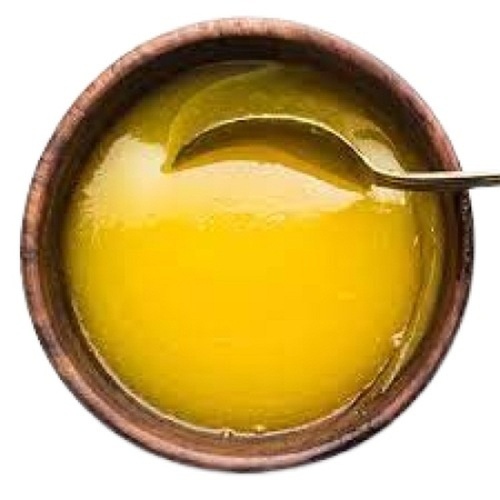 पीला अत्यधिक पोषक तत्वों से भरपूर स्वस्थ 100% शुद्ध और ताजा गाय का घी