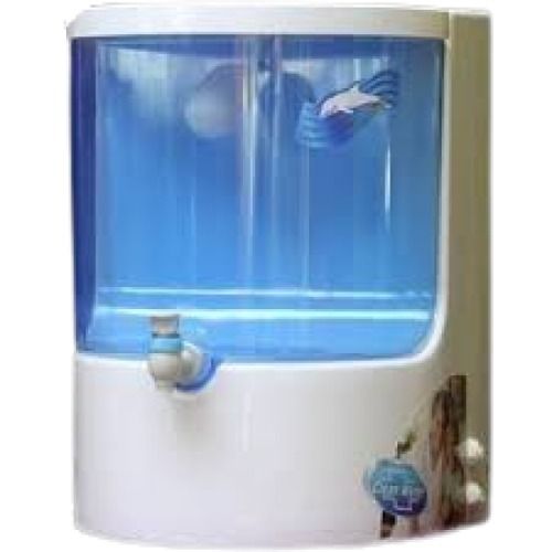 Wall Mounted 8 Liter Storage Capacity Plastic Material Ro Water Purifier