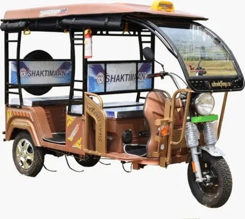 Brown 30-35 Km/Hr Hard Top 5 Seater 3-Wheeler Electric Rikshaw