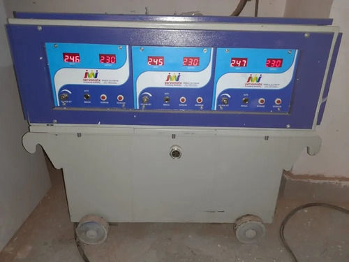 Three Phase Automatic 98% Servo Controlled Voltage Stabilizer, 300-470v