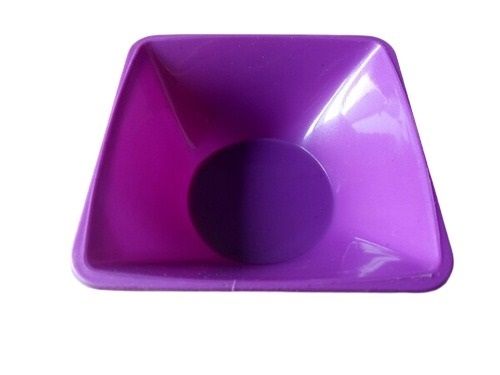 Violet 80 Gram Durable Scratch Resistant Pvc Plastic Square Shap Bowl