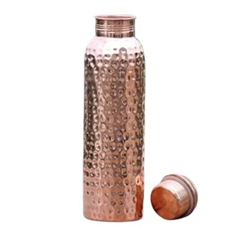 ब्राउन 900 Ml स्टोरेज टिकाऊ और रस्ट प्रूफ स्क्रू कैप कॉपर हैमर्ड बॉटल