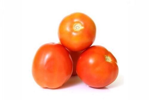 Common Cultivated Round Seasoned Fresh Desi Tomatoes  Moisture (%): 10%