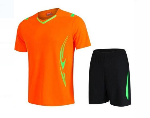 Plain Printed Polyester Football Uniform With T Shirt And Shorts  Age Group: Adults