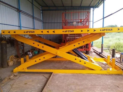 Silver High Strength Pit Mounted Hydraulic Scissor Lift