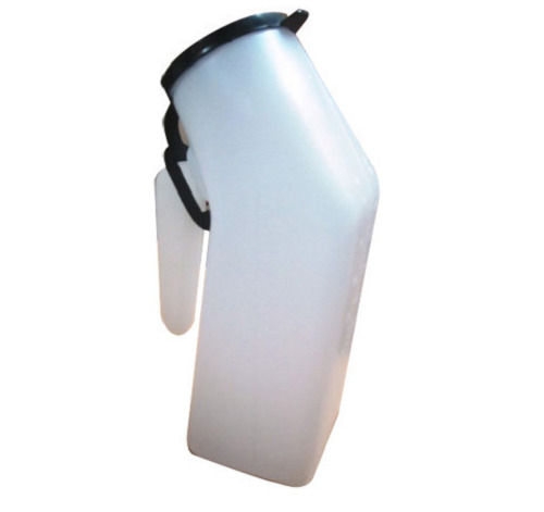 White Portable Leak Proof Rigid Plastic Urine Pot For Hospitals And Clinics