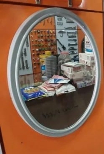 1.0 X 51.0 X 76.0 cm Wall Mounted Modern Design Glass Material Bathroom Mirror