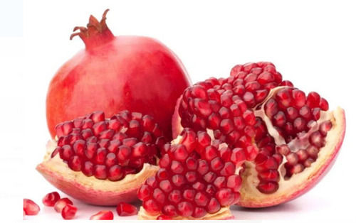 Commonly Cultivated Round Organic Eversweet Farm Fresh Pomegranates Fruit
