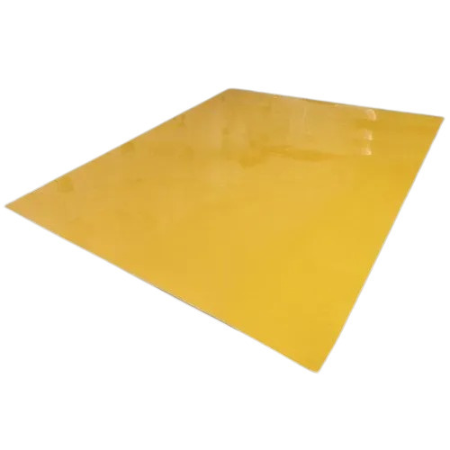 भवन और निर्माण के लिए पीली 1220X2440X1220 Mm वाटरप्रूफ स्मूथ प्लेन पीवीसी शीट