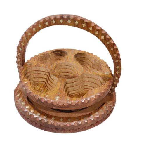 17 X 17 X 17 Inches Termite Free Long Lasting Beautifully Crafted Wooden Fruit Basket Use: Home