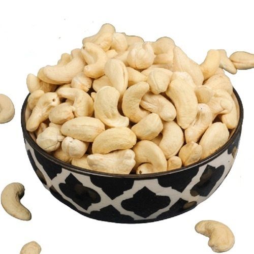 Fresh Commonly Cultivated Dried Healthy Cashew Nuts