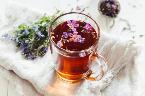 Natural Herbal Tea With Rich Antioxidant Benefits, Controls Blood Pressure