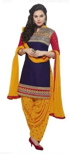 3/4 स्लीव कॉलर नेक एम्ब्रॉयडरी और प्रिंटेड कॉटन लेडीज़ सलवार सूट