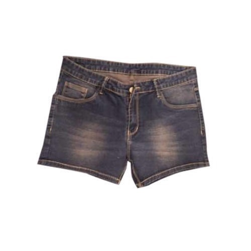 महिलाओं के लिए स्ट्रेचेबल बटन क्लोज़र और स्किनी फिट प्लेन डेनिम शॉर्ट