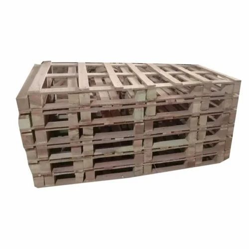 2 Way Stackable Wooden Pallet - Color: Natural