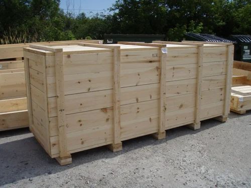 Pinewood Heavy Duty Wooden Box For Packaging With Loading Capacity 2000 Kg