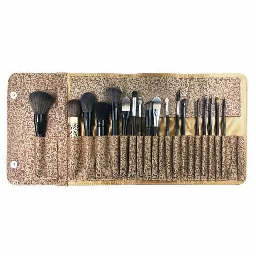 18 Piece Glamgals Hollywood Professional Makeup Brush Set 