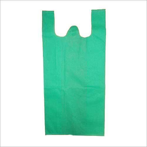 Easy To Carry Lightweight Plain Non-Woven W-Cut Disposable Carry Bags For Grocery