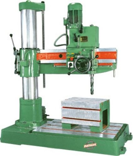 Semi-Automatic 760 X 1250 X 150 Mm 415 Volt 180 Kg Automatic Radial Drilling Machine 