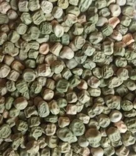 Healthy And Nutritious Dried Commonly Cultivated Green Peas Admixture (%): 1%