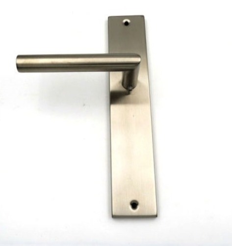 सिल्वर करप्शन रेजिस्टेंस और टिकाऊ ब्रास एंटीक डोर हैंडल