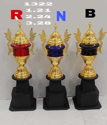 Available In Various Shape Metal Trophies For Sports And Corporate