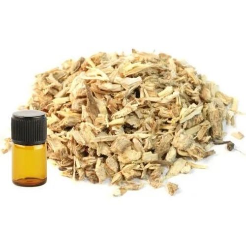 50 Milliliters Woody Smell Angelica Root Essential Oil For Curing Illness