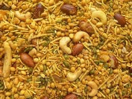 Tasty, Crispy And Spicy Mixture Namkeen Carbohydrate: Carbohydrate 52.80G Grams (G)