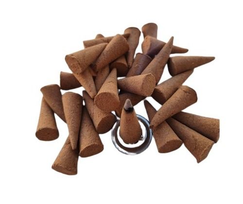 Eco Friendly Brown Smooth Surface Sandalwood Dhoop Cones Burning Time: 15 Minutes