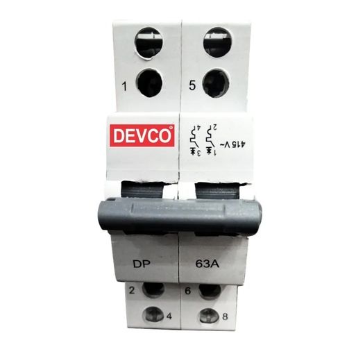 White 240V Cost Effective Plastic 4 Pole Mcb Changeover Switch For Electrical Use