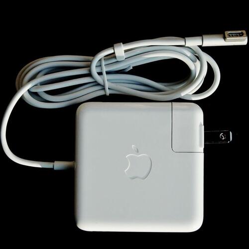 LAPTOP ADAPTER