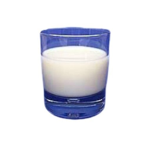 Healthy White Hygienically Packed Fresh Cow Milk