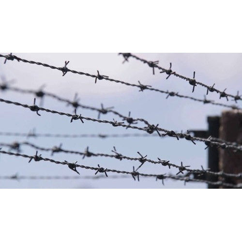 1-3 Centimeter Galvanized Barbed Wire For Security Fencing Use
