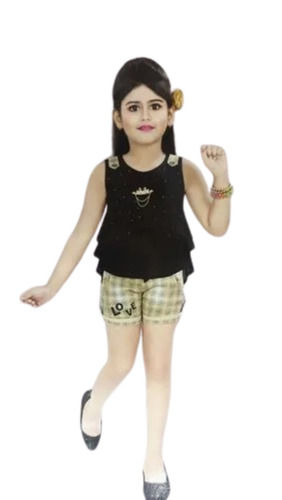 22-Inches Modern Sleeveless Breathable Fade Free Cotton Girls Casual Top And Shorts  Age Group: 2-8 Years