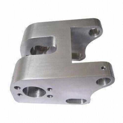 Silver 6X4X6 Cm 2 Kg Rectangular Aluminium Vmc Machined Component For Industrial Use 