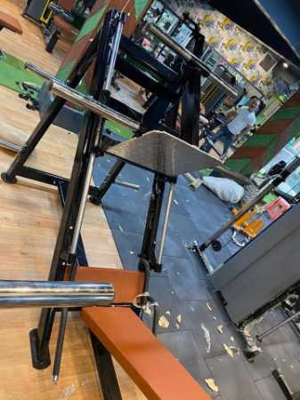 Leg Press Machine For Thigh Exercise Application: Gain Strength