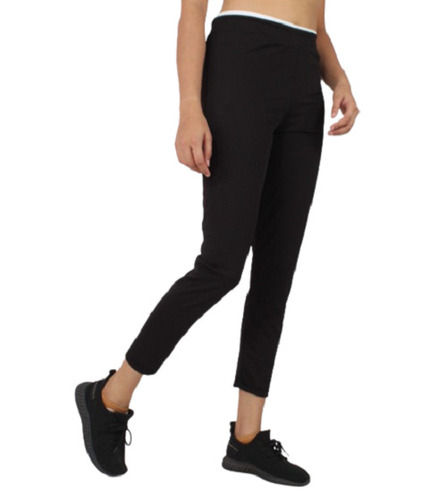 Black Comfortable Plain Dyed Polyester Jeggings For Ladies 