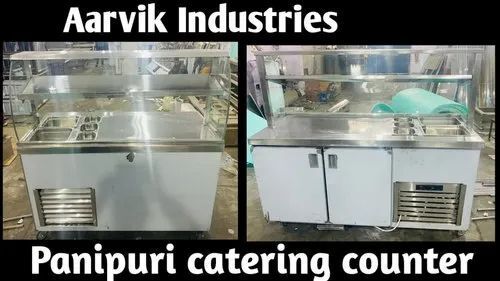 Stainless Steel Pani Puri Display Counter With 4 Shelves