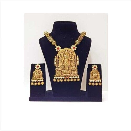 Gold Necklace Set