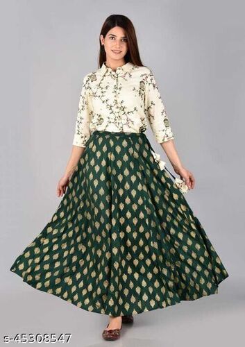 Green Ladies Printed Cotton Long Length Skirt For Daily And Casual Wear