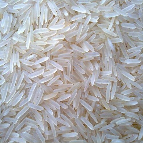  शुद्ध और सूखे आम तौर पर उगाए जाने वाले भारतीय मूल के मध्यम अनाज वाले चावल 