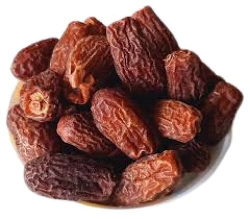 Brown Colored Sweet Taste Oval Shaped Dry Dates