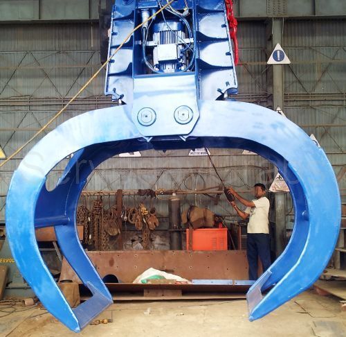 Blue Electro Hydraulic Timber Log Grab For Port, Dock, Ship, Forest, Farm