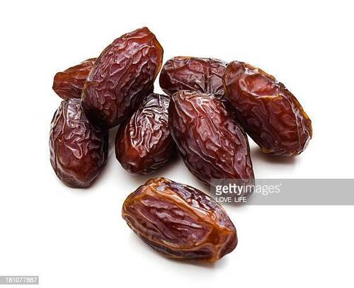 Dark Brown Sweet Whole Dry Dates With Seed For Confectionery, Health Supplement