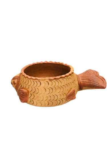 इनडोर और आउटडोर उपयोग के लिए हस्तनिर्मित फिश शेप क्ले प्लांटर पॉट